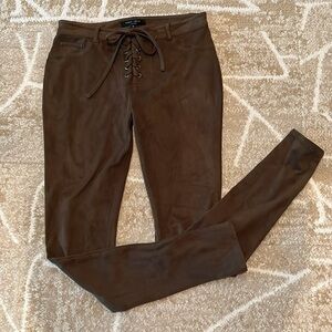 Romeo +Juliet Couture Faux Suede Legging Lace Up Tie Front  Pant Size M